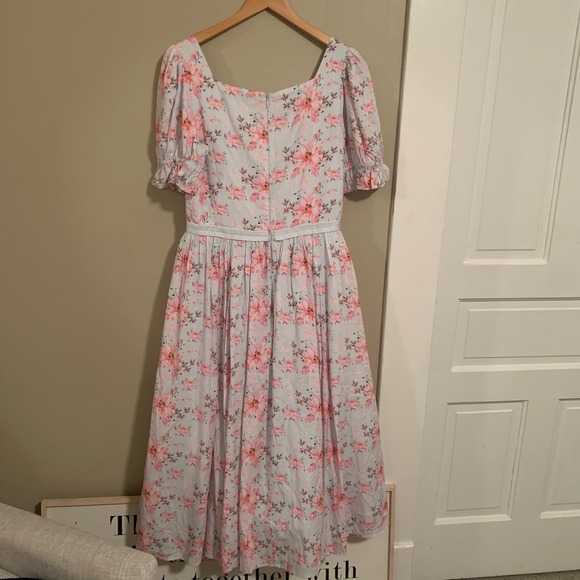 Ivy City Co. Ballerina Dress NWT Pink Blossom Size Medium Floral Spring Midi - Picture 12 of 15